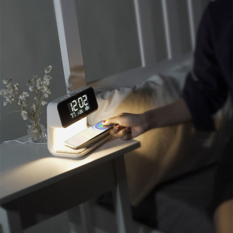 3 In 1 Wireless Bedside Lamp