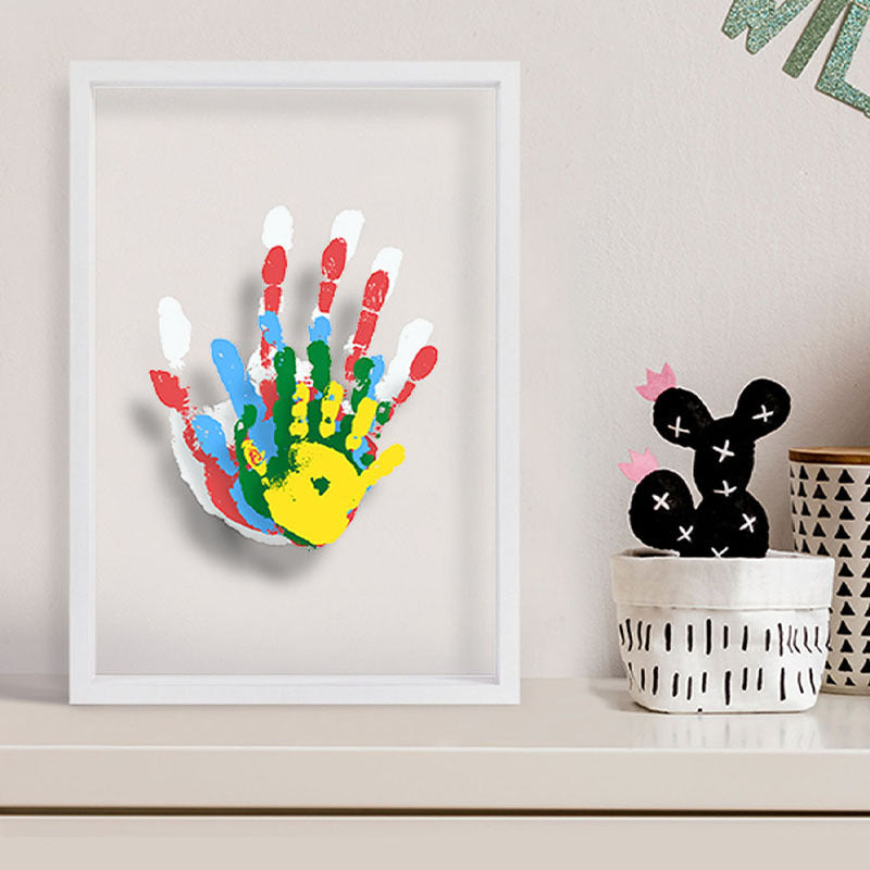 DIY Multi-person Handprint Art Souvenir